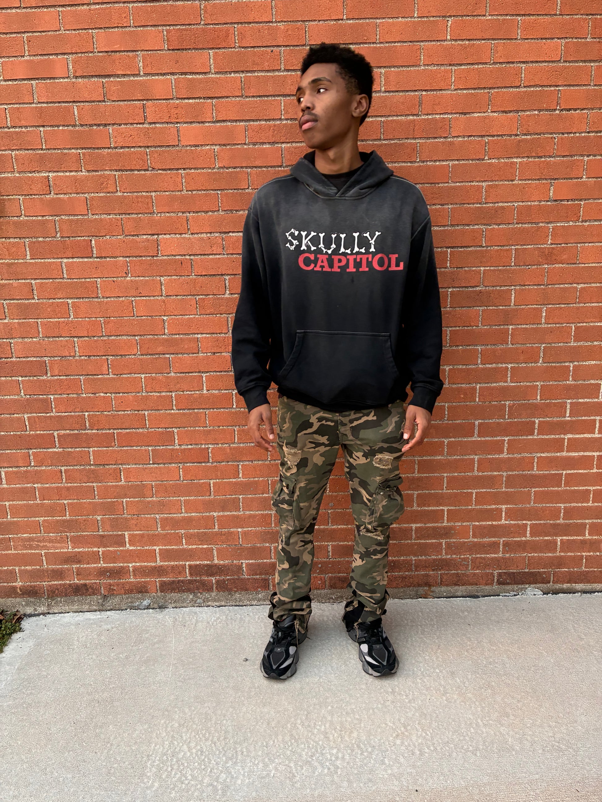 Skully Capitol “BORNSTAR” Sunfaded Oversize Hoodie